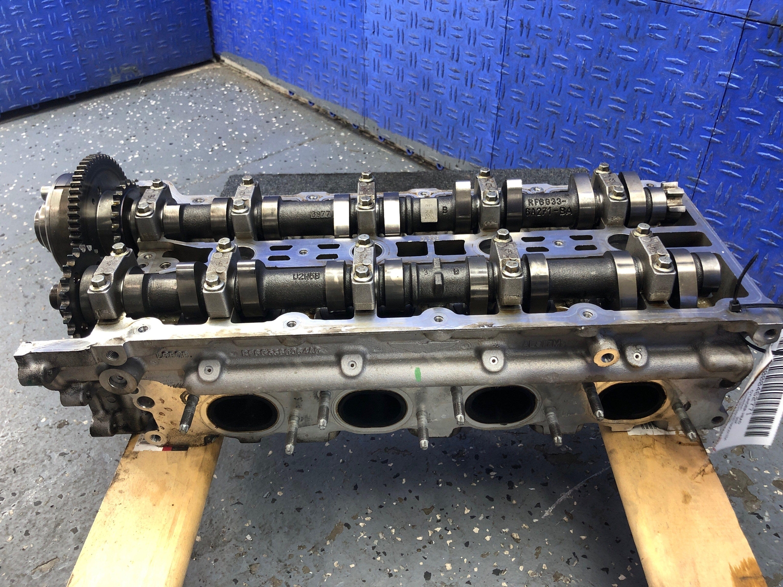2006-2018 ASTON MARTIN VANTAGE V8 4.3L LEFT SIDE ENGINE CYLINDER HEAD OEM 2007