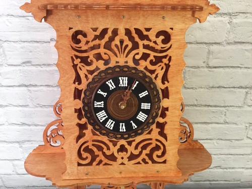 RELOJ DE PARED 24” X 16 1/4” HECHO A MANO MADERA CLARA SIERRA DE CALAR - Imagen 3 de 11