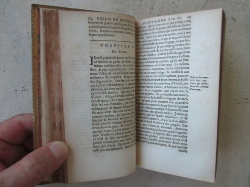 LES ESSAIS DE MICHEL DE MONTAIGNE, 1659. 3 volumes complet. - Bild 11 von 21