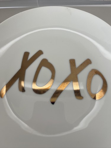 Pier 1 Imports XOXO Dessert Plates White /Gold 8” Kiss/hug Set Of 8 - Picture 4 of 10