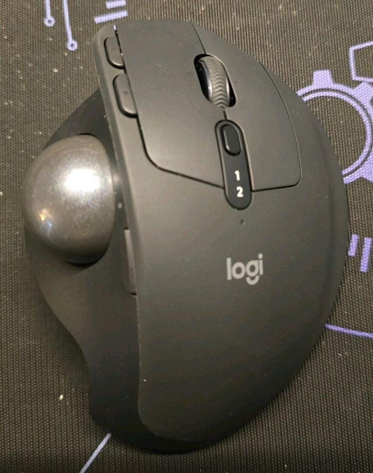 Logitech MX ERGO Wireless Trackball Mouse with Ergonomic Design - Graphite - Image 2 of 3