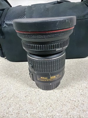 Nikon AF-S DX NIKKOR 18-55mm f/3.5-5.6G VR II DSRL Camera Lenses