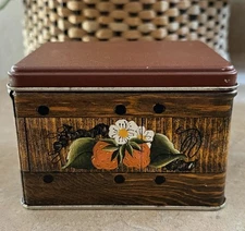 Vintage Tin with Strawberries Mid Century JL Clark Illinois 