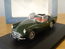 OXFORD DIECAST DAIMLER SP250 BRITISH RACING GREEN CAR MODEL DSP004 1:43