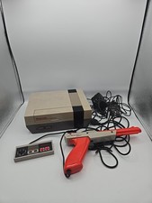 Nintendo Entertainment System NES Console NES-001 With Controller And Zapper