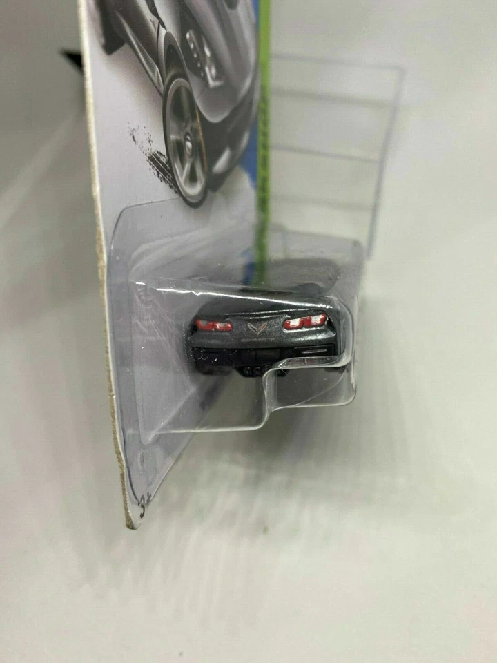 HOT WEELS 1:67 - HW WORKSHOP - '14 CORVETTE STINGRAY - 216/250 - MATTEL 2015  - Immagine 3 di 4