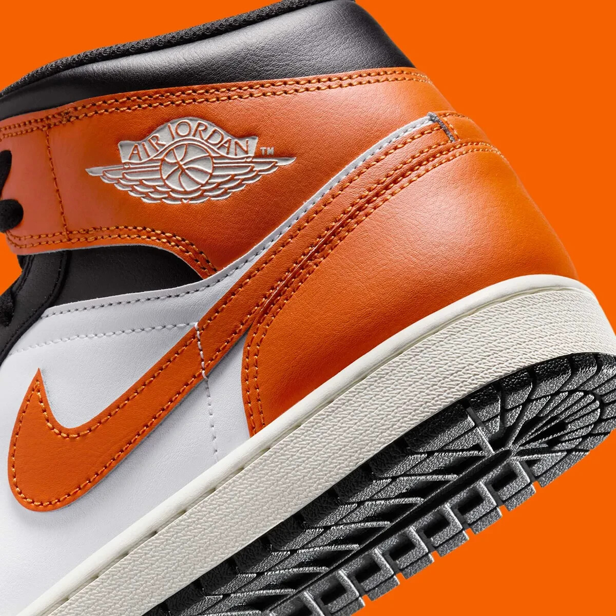 Nike Air Jordan 1 Mid Shoes “Shattered Backboard” DQ8426-801