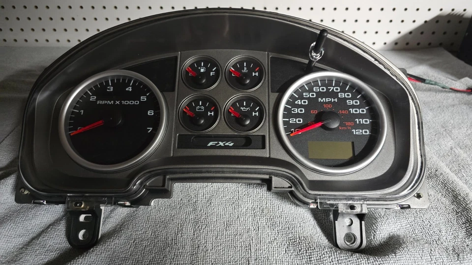 Ford F-150 2004-2005 cuadro calibre FX4 Foto 2 de 4