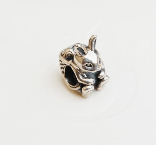 Genuine Pandora Charm Bead "Cute Easter Bunny" 791121 - retired - Picture 1 of 2
