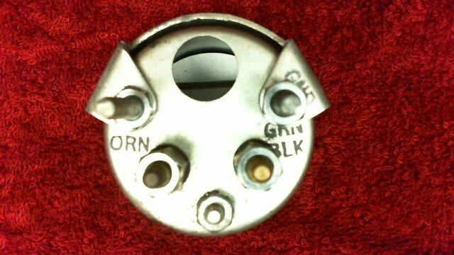 NEW FORD E2HT-9280-A FUEL GAS GAUGE *NOS* - Image 3 of 4