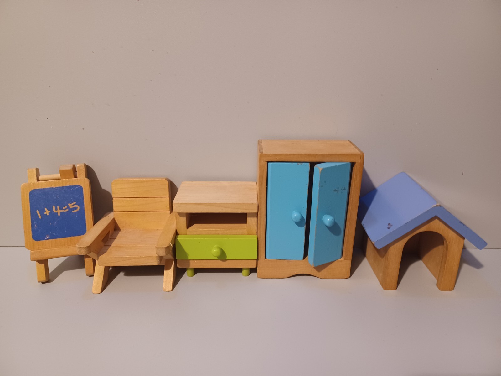 Vintage Large Selection Of Wooden Dolls House Furniture & Accessories