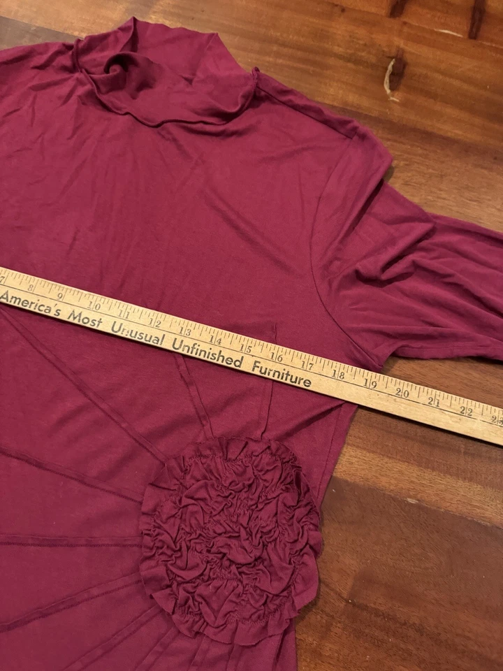 Camisa Floral Max Edition Para Mujer Borgoña Manga Larga Cuello Simulado Talla XL Foto 4 de 4