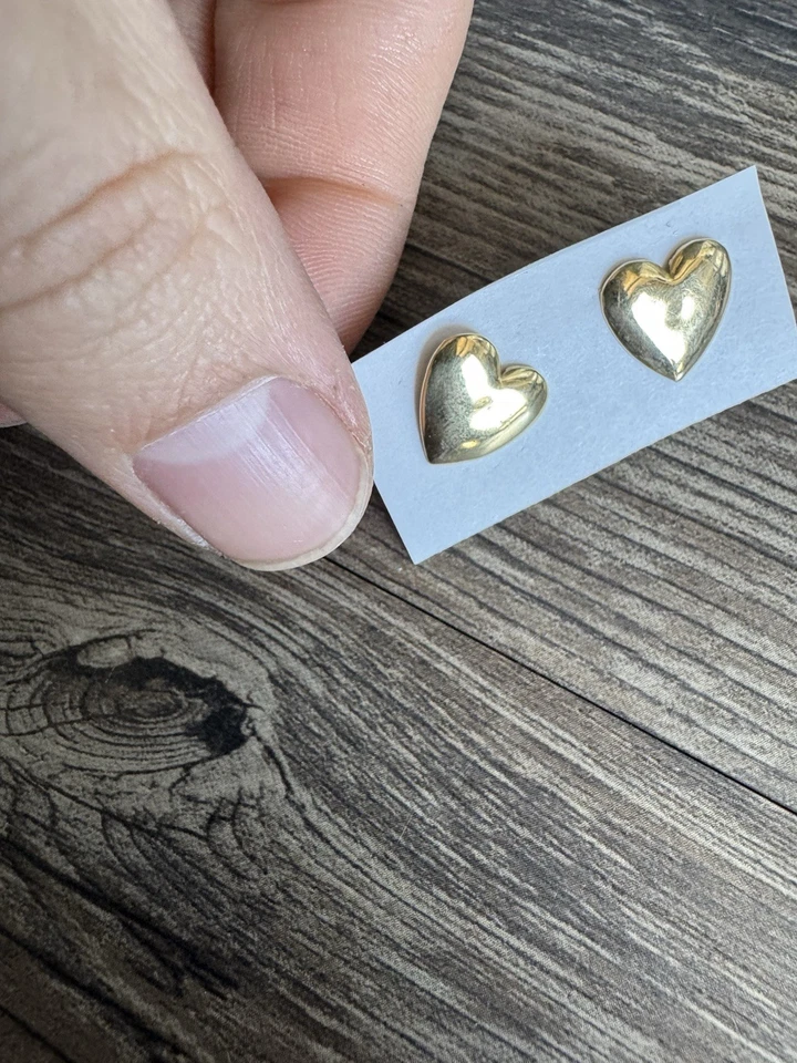 Aretes corazón amarillo 14K Foto 2 de 4