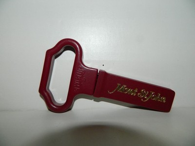 VTG Vintage Maroon Mont St. John TwistUp Plastic Wine Bottle Opener