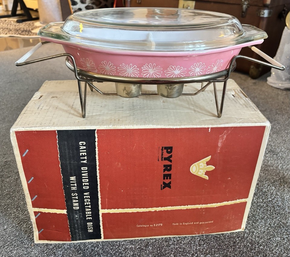 Pyrex Tableware Gaeity Pink Daisy Very Rare Oval Divided Dish with Lid and Stand