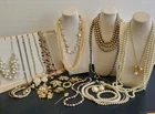 LARGE VINTAGE ESTATE PEARL COSTUME JEWELRY LOT B
