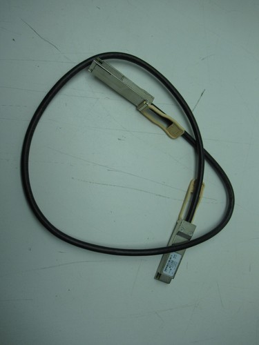 Used Cisco QSFP-100G-CU1M Passive Copper 1M Cable 37-1666-01
