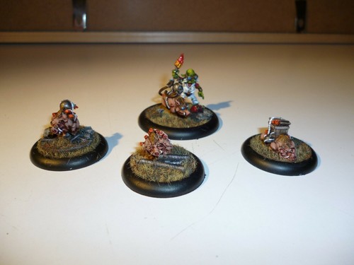 Malifaux goblin + x3 dynamite boar - metal well painted