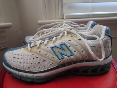 new balance zip shoes