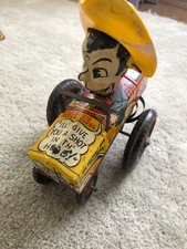 **Vintage Marx Milton Berle Crazy Car Wind Up Tin Toy Car**
