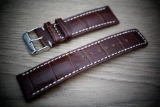 Cinturino orologio pelle di coccodrillo marrone scuro 22 mm cuciture bianche