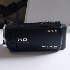 Sony Handycam HDR-CX220 HD AVCHD Camcorder 8.9MP ,2 batteries and carry case.