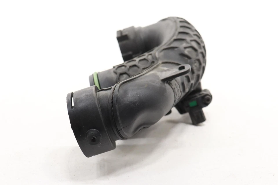 Tubo intercooler Volvo XC90 2021 Foto 4 de 4