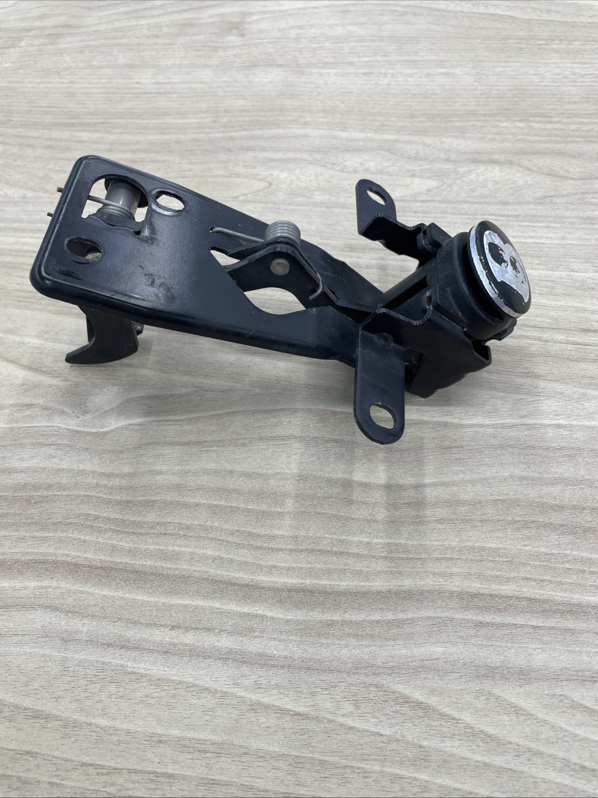BENTLEY 2003-2012 Continental Hood Securing Latch Assembly 3W0823480M