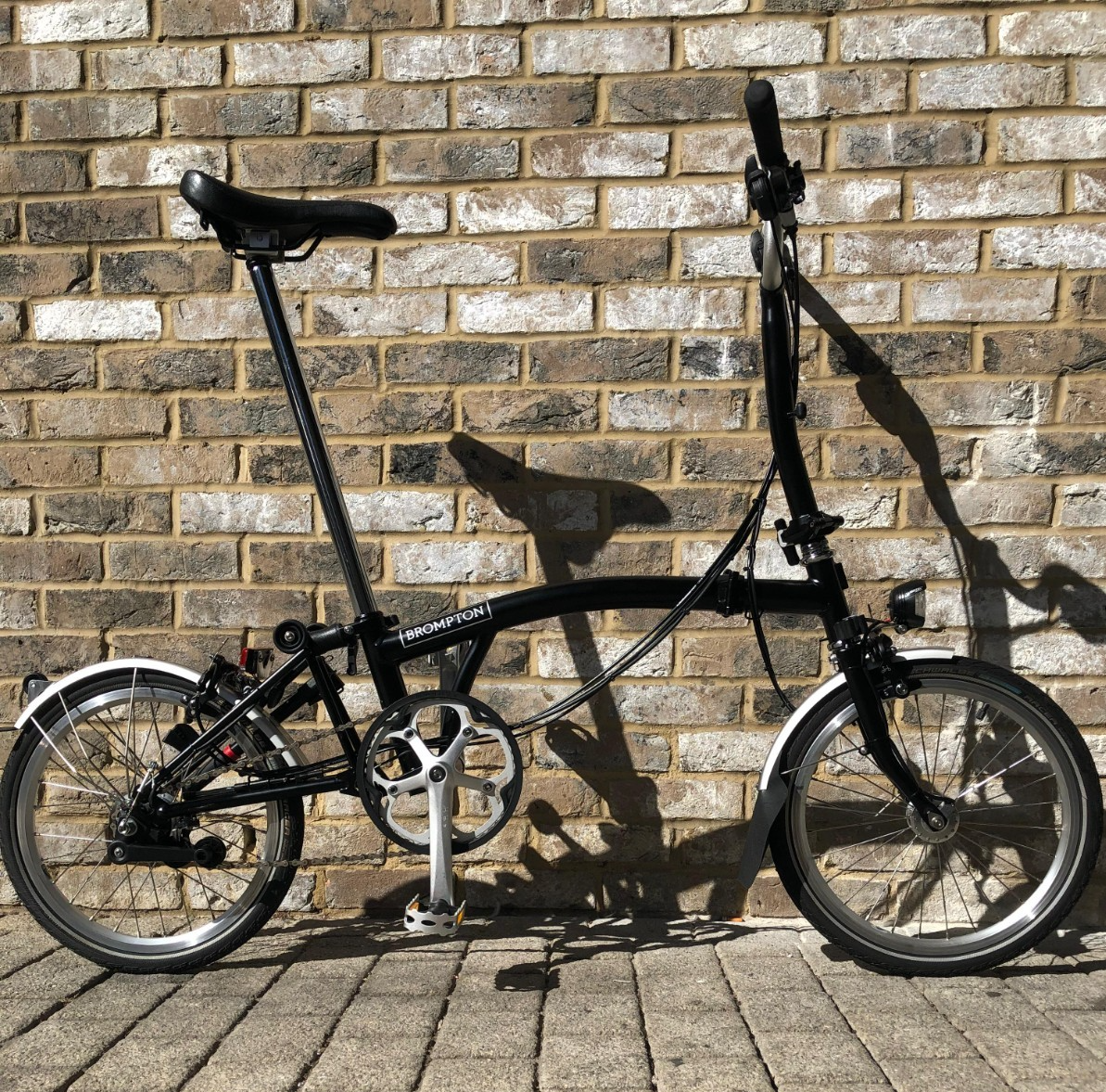 Brompton Black M6L (C Line 6 Speed) with Dynamo - WORLDWIDE