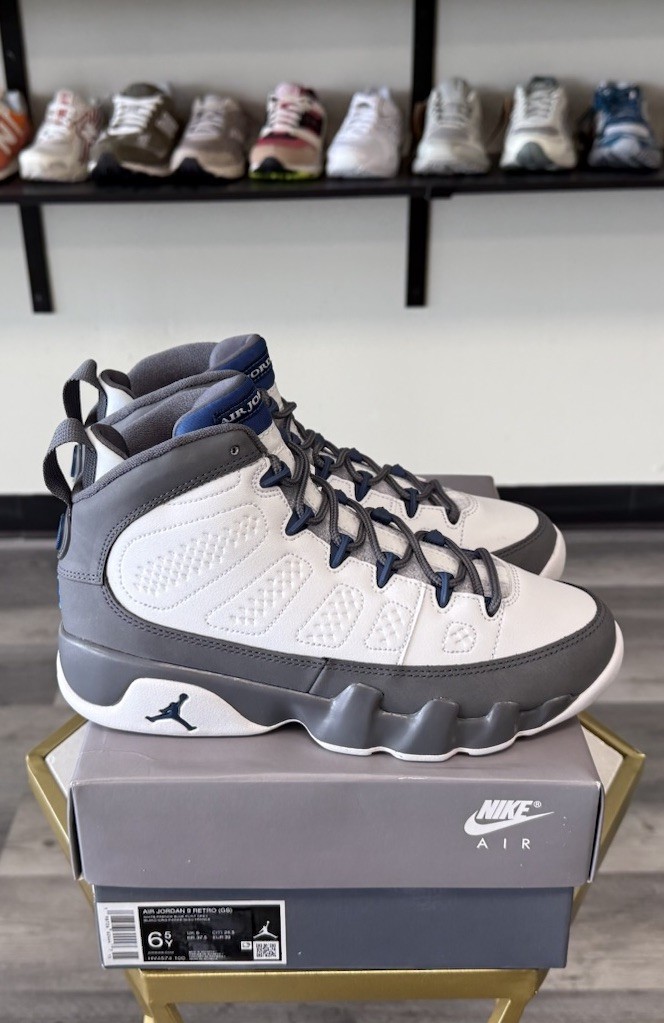 Nike Air Jordan 9 Retro Flint Grey French Blue GS Size 6.5Y HV4574
