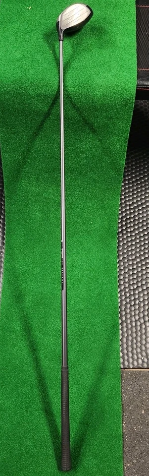 Driver Nickent GH Plus 450 Hyper Steel 10° varilla de grafito flexión rígida derecha 44,5" Foto 2 de 4