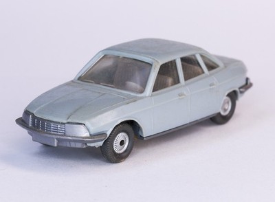 q6F160 Spur H0 Wiking NSU Ro 80