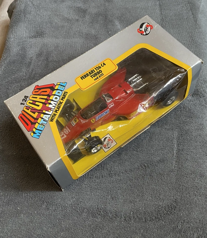 Die Cast - Burago 1/24 Ferrari 126 C4 Turbo cod.6111 - made in Italy - Photo 1/4