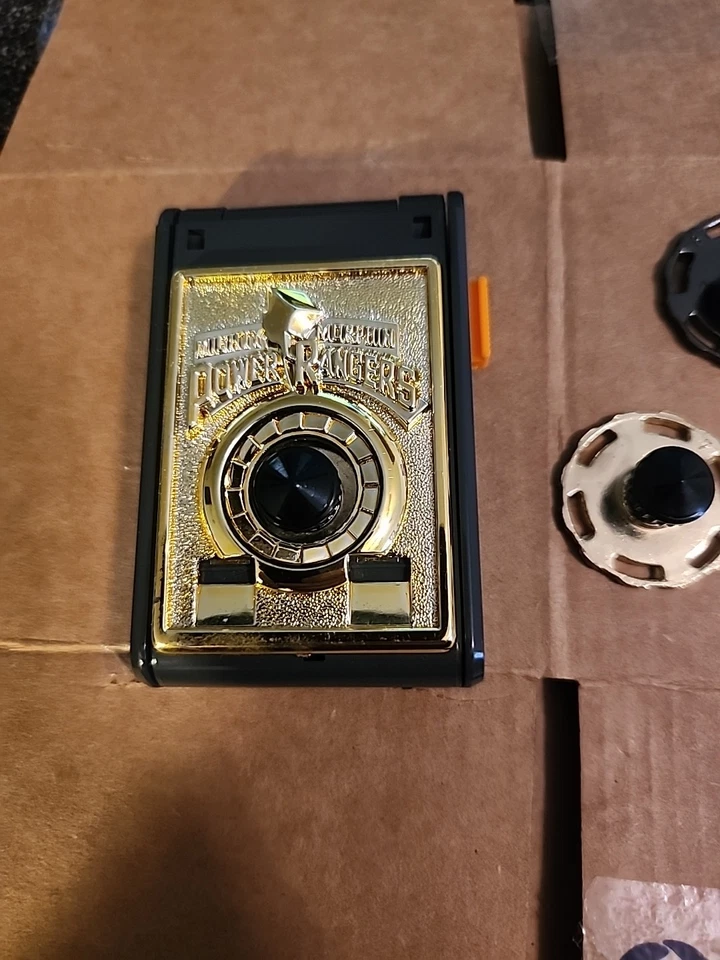 Винтажная пусковая установка 1993 Mighty Morphin Power Ranger Spin Fighters и 4 спиннера - Изображение 2 из 4