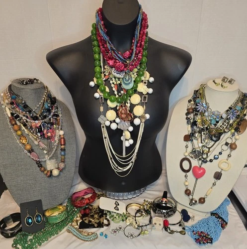 5+ Lbs Mixed Jewelry Lot Wearable Vintage Modern Gold Silver Tone Costume