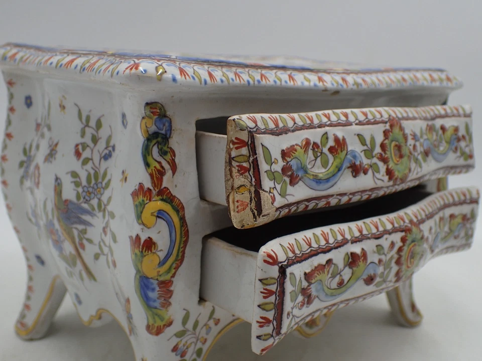 commode ancienne , faïence de Desvres ,début XXème - Photo 3/4
