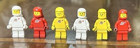 Vtg Lego Classic Space Mini Figures Set #6701 1983 - COMPLETE SET -