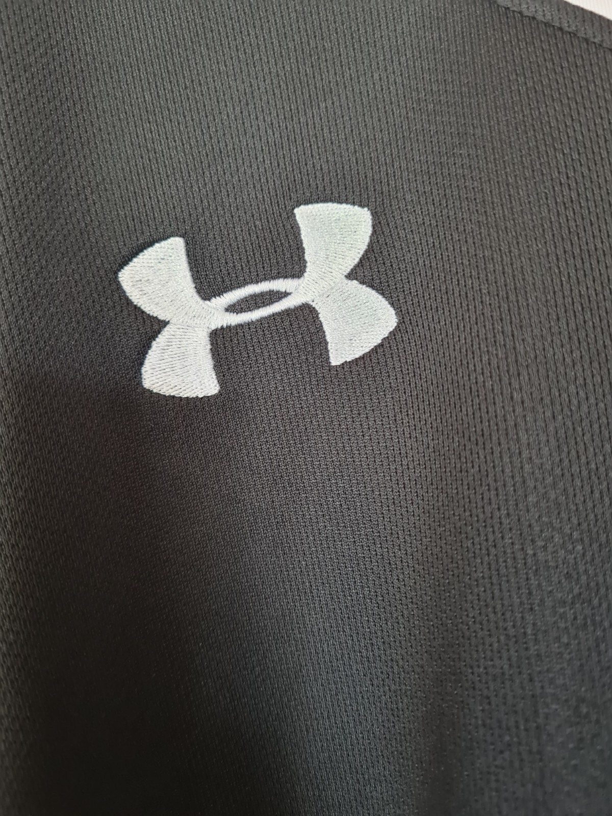 Picture 4 of 6