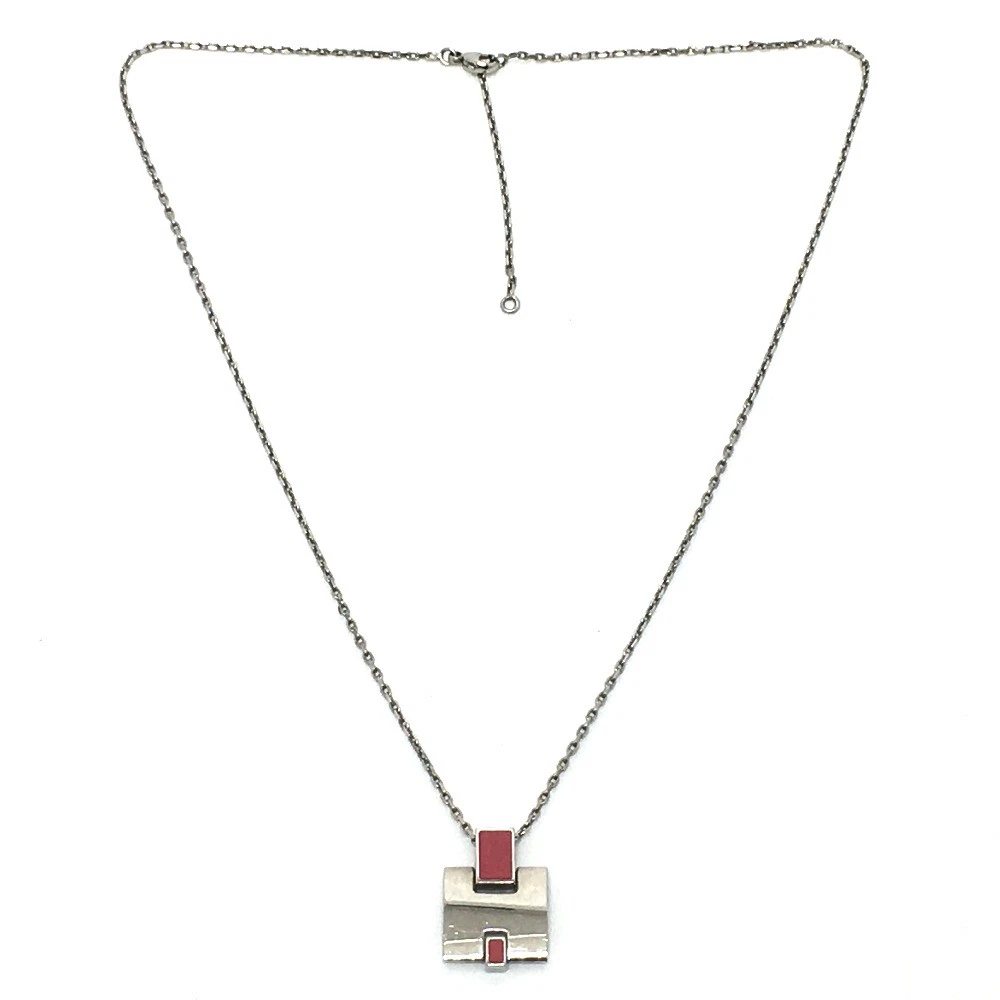 Hermes eileen hotsell pendant