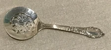 Oneida Community Plate Bon Bon / Nut Serve Spoon "Rendevous" Pattern
