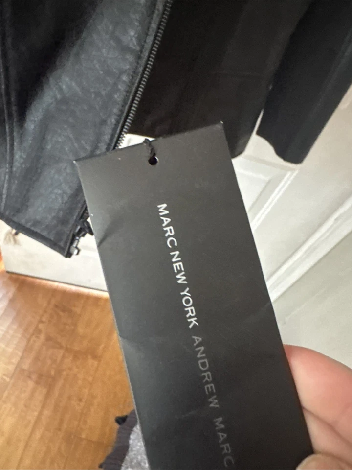 Chaqueta de motociclista Andrew Marc Marc New York de cuero vegano texturizado talla XS con etiquetas Foto 3 de 4