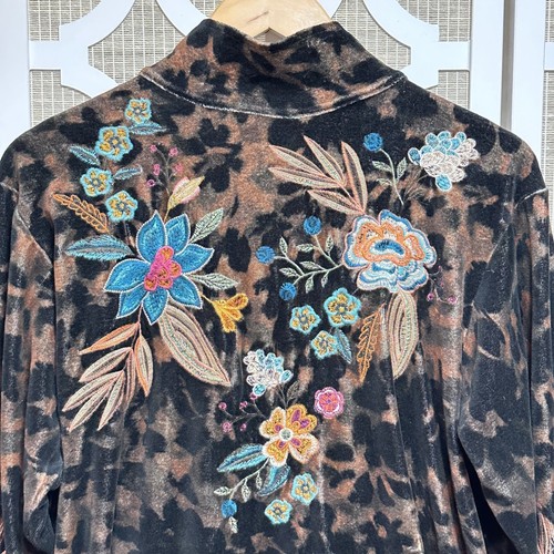 Chándal Johnny Was JWLA Bianca Bordado Floral Terciopelo Mujer L Boho Artístico - Imagen 10 de 20