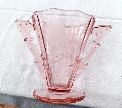 *Rare* Indiana Pyramid Pink Depression Glass W/Lightning Bolt Handles Sugar Bowl