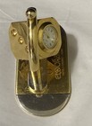 Vintage Casino Spinning Dice Desk Clock Gold Tone Working Quartz Reno Man Cave — photo 9