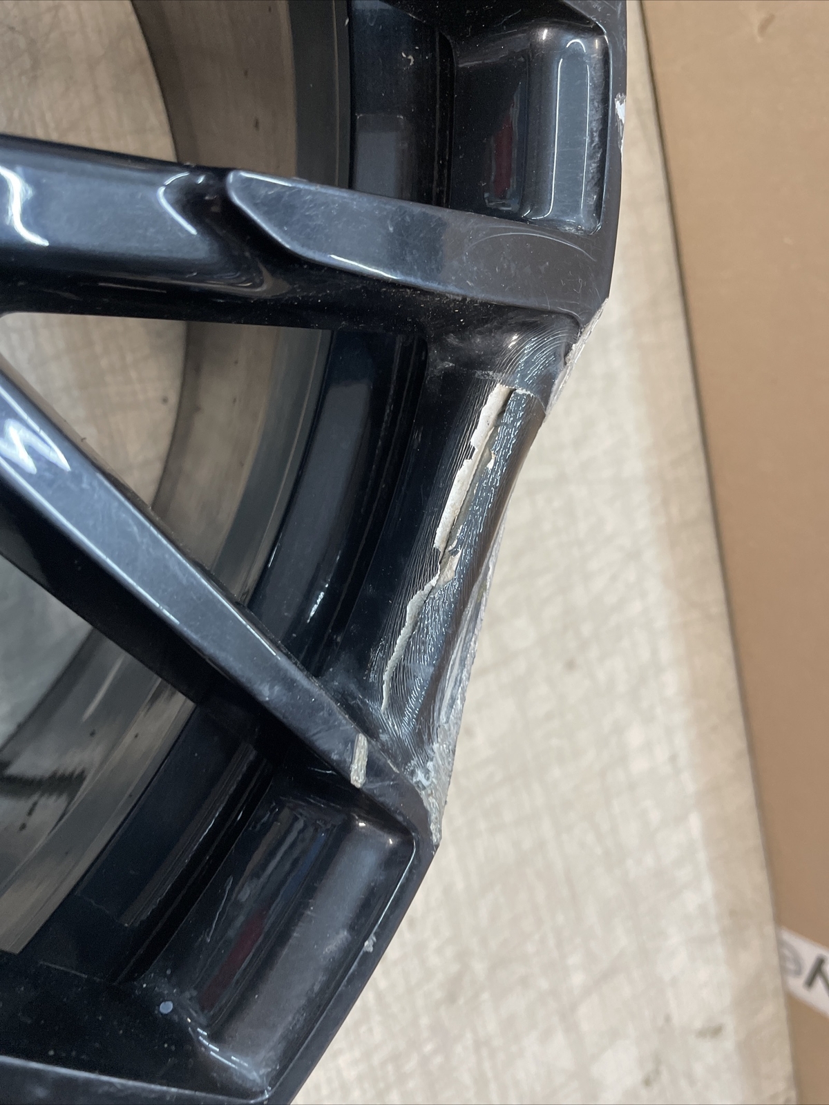 Audi R8 2017 2018 2019 2020 20" Factory OEM Wheel Rim  4S0601025 Rear❗️damage