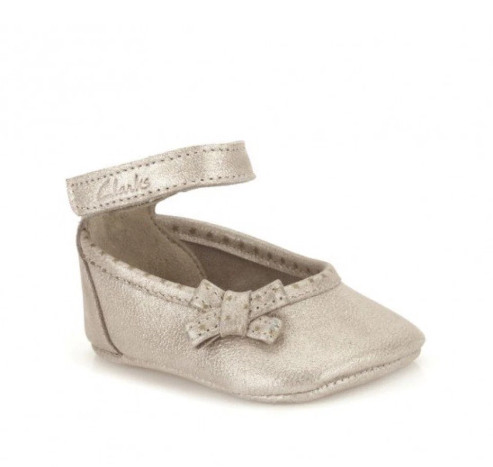 Brand New CLARKS Baby Girl Harper Shoes Soft Leather Bow Gold Mary Jane Size 6-9 - image 3 of 4