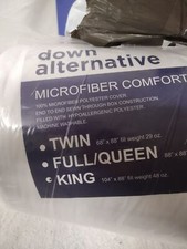 White/ Comforter/ Down Alternative/ Item  130119 /King/ Microfiber