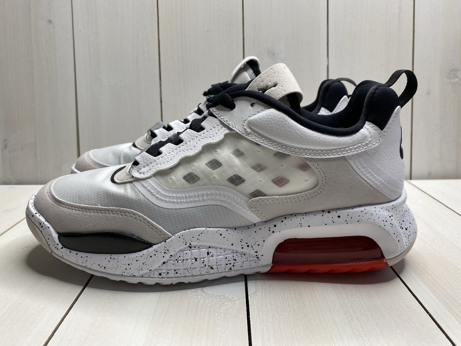 Nike Air Jordan 4 Jumpman Max 200 White 
