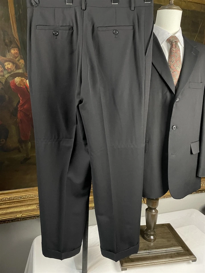 Linea Uomo 44R 34 x 28 2 Piece Black 100% Wool 3 Button Pleated Pants Suit - Image 3 of 4