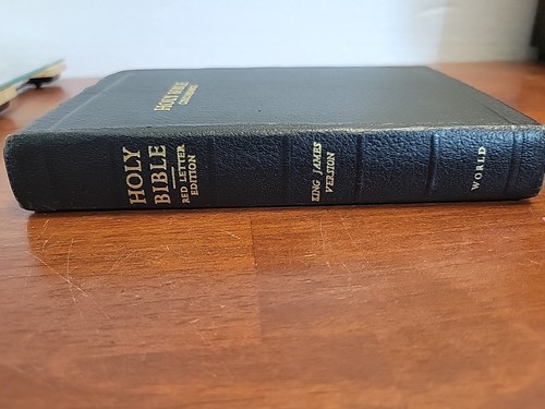 Holy Bible Concordance King James Version Red Letter Edition - Picture 3 of 8